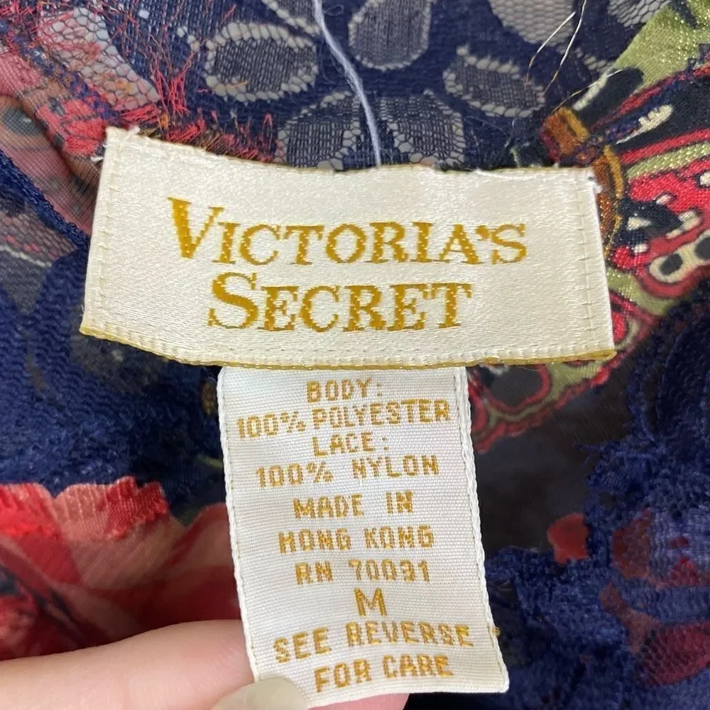 Vintage 80’s Victoria’s Secret Gold Label Navy & Red Floral Paisley Slip Chemise